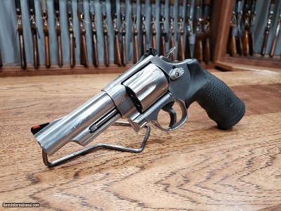 Smith & Wesson Model 629 Revolver 44 Magnum 4 in.