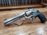 Smith & Wesson Model 617 22 LR 6 in. - 1 of 6