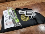 Smith & Wesson Performance Center 500 S&W Magnum 3.5 in - 2 of 8