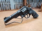 Smith & Wesson Performance Center Model 327 TRR8 - 1 of 7