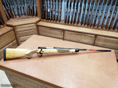 Winchester Model 70 Super Grade Maple 264 Win Mag