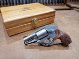 Smith & Wesson Model 640 Engraved 357 Magnum w/ Wood Case