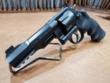 Smith & Wesson Performance Center M&P R8 327 357 Magnum 170292 - 5 of 8
