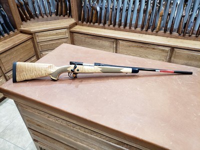 Winchester Model 70 Super Grade Maple 6.5 PRC