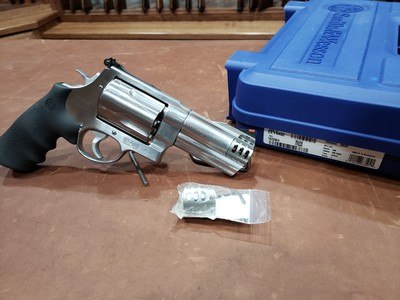Smith & Wesson Model 500 4