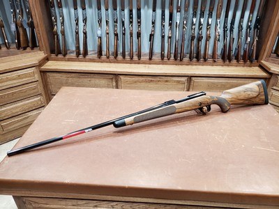 Winchester Model 70 Super Grade AAA French Walnut 7mm Rem Mag - Image 10 of 12