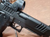 Staccato 2011 P 9mm Optic Ready w/ Trijicon SRO2 - 5 of 10
