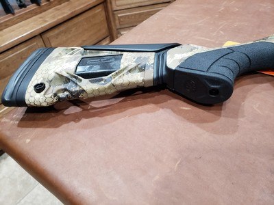 Beretta AX800 Suprema 12 Ga Semi-auto 28