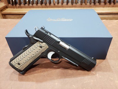 CZ Dan Wesson 1911 Specialist 45 acp Black 5