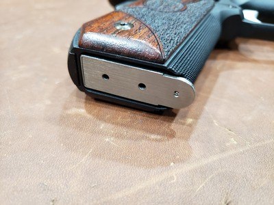 Dan Wesson 1911 Guardian 45 acp 4.25 in 01829 - Image 8 of 9