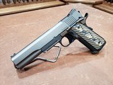 Dan Wesson 1911 Kodiak 10mm Tri-Tone 6