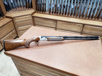 Beretta 694 Sporting 12 Ga 32 in. Over & Under - Image 2 of 16