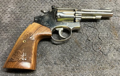Smith and Wesson model 15-2 38 special nickel finish - Image 2 of 9