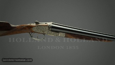 Holland & Holland 12 gauge 'Royal' Deluxe Model Sidelock Ejector Shotgun with self opening with double triggers and automatic safety