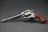 Ruger New Model Super Blackhawk 44 Magnum 7.5" Barrel - 1 of 2
