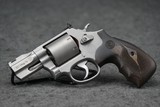Smith & Wesson 686 Performance Center PLUS 357 Mag 2.5" Barrel - 1 of 3