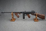 Auto Ordnance Thompson 1927A1 Deluxe T1 45 ACP T1100D - 7 of 11
