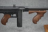 Auto Ordnance Thompson 1927A1 Deluxe T1 45 ACP T1100D - 5 of 11