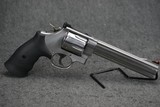 Smith & Wesson 629 6" Barrel 44 Mag/44 Spl - 2 of 3