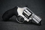 Smith & Wesson 686 Plus 2.5" Barrel 357 Magnum - 2 of 3