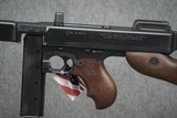 Auto Ordnance Thompson 1927A1 Deluxe T1 45 ACP 16.5" Barrel T150D - 9 of 11