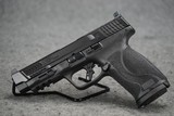Smith & Wesson M&P 10mm M2.0 4.6" Barrel 10mm - 1 of 2