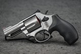 Smith & Wesson Model 69 Combat Magnum 44 Magnum 2.75