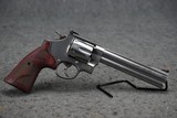 Smith & Wesson 629 Deluxe 44 Magnum 6.5