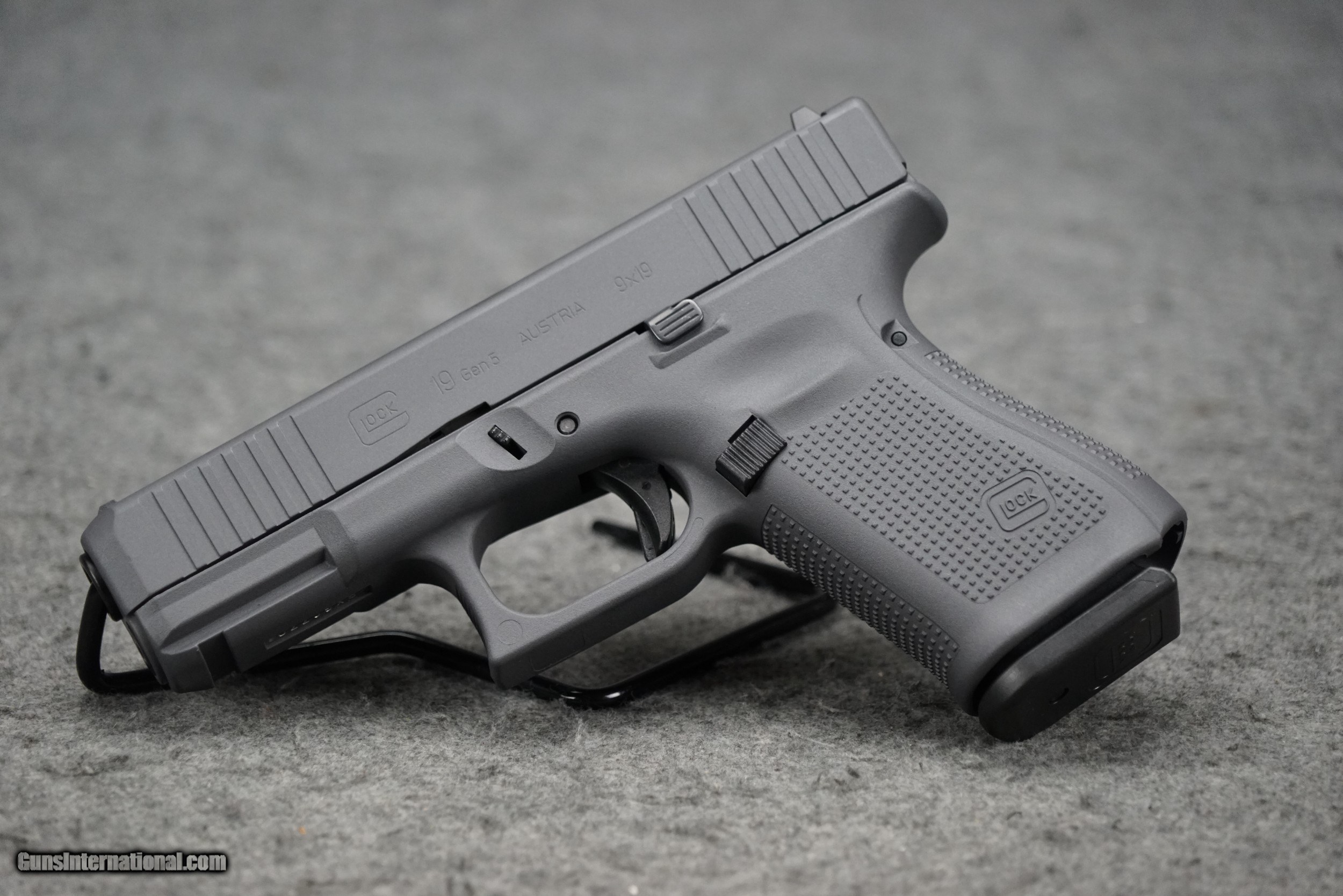 Glock 19 Gen 5 M.O.S. Semi-Automatic Pistol 9mm Luger 4.02 Barrel