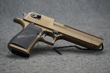 Magnum Research Desert Eagle Mark XIX 50AE 6