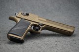 Magnum Research Desert Eagle Mark XIX 50 AE 6