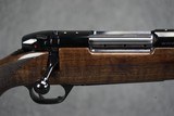 Weatherby Mark V Deluxe 300 Wby Mag 26
