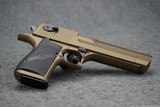 Magnum Research Desert Eagle Mark XIX 50 AE 6