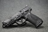 Smith & Wesson M&P9 M2.0 OR Bundle 9mm 4.25