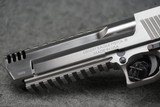 Magnum Research Desert Eagle Mark XIX 50 AE 6