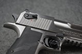 Magnum Research Desert Eagle Mark XIX 50 AE 6