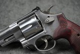 Smith & Wesson Model 629-6 Deluxe 44 Mag 3