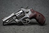 Smith & Wesson Model 629-6 Deluxe 44 Mag 3