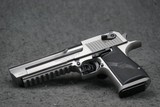 Magnum Research Desert Eagle Mark XIX 50 AE 6