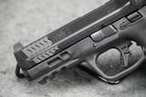 Smith & Wesson M&P9 M2.0 OR Bundle 9mm 4.25