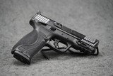 Smith & Wesson M&P9 M2.0 OR Bundle 9mm 4.25
