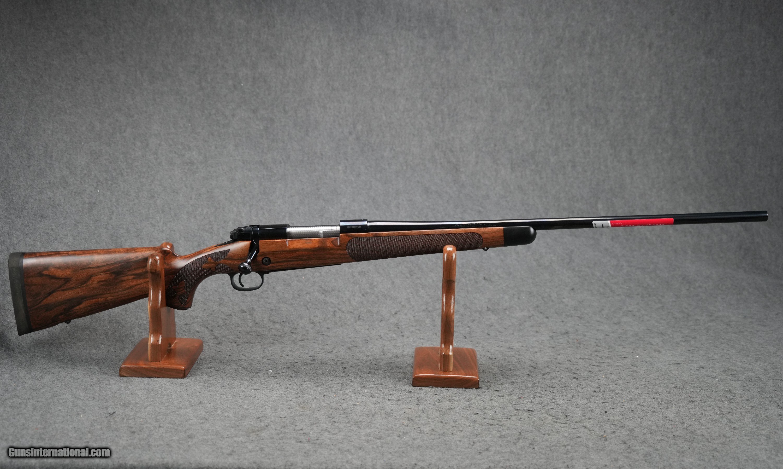 Winchester Model 70 Super Grade AAA French Walnut 30-06 24