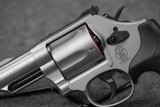 Smith & Wesson Model 69 Combat Magnum 44 Mag 2.75
