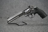 Smith & Wesson 648-2 22 WMR 6