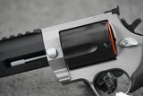 Taurus Raging Hunter 460 S&W Magnum 8.5