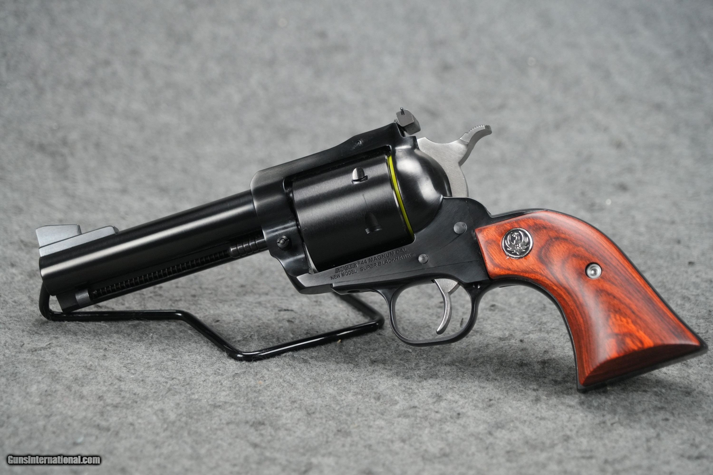 Ruger New Model Super Blackhawk 44 Magnum 4.62