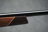 Weatherby Mark V Deluxe 300 Wby Mag 26