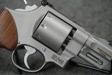 Smith & Wesson 627-5 Performance Center 357 Magnum 2.63” Barrel - 16 of 17