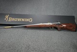 BROWNING XBOLT WHITE GOLD MEDALLION 300WIN 26