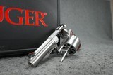 **BNIB** RUGER REDHAWK 357MAG 4.2